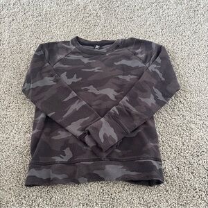 Athleta Girls Black Gray Camo Sweatshirt Size Extra Small